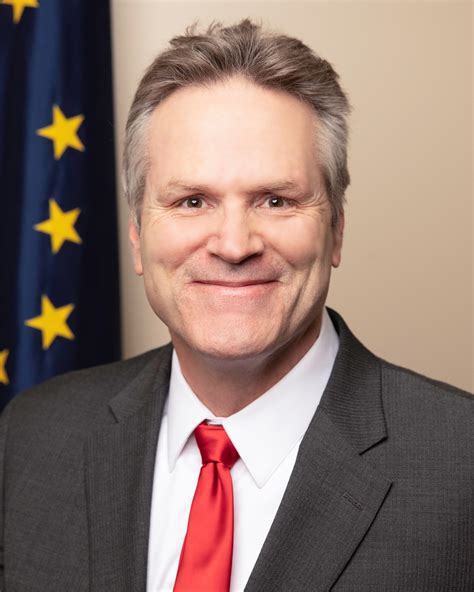 Mike Dunleavy, gobernador de Alaska